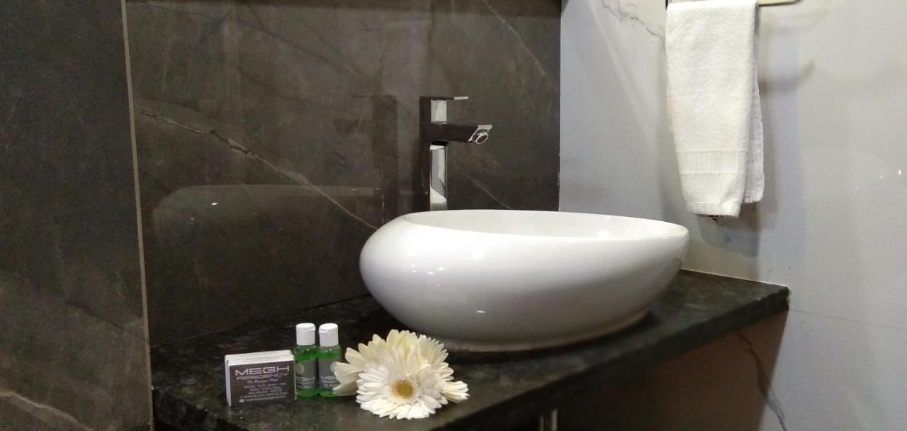 Hotel Megh Residency Navi Mumbai Zewnętrze zdjęcie
